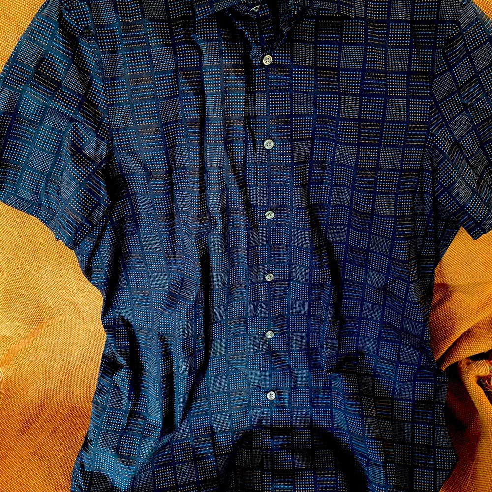 Perry Ellis Slim Fit Button Dress shirt